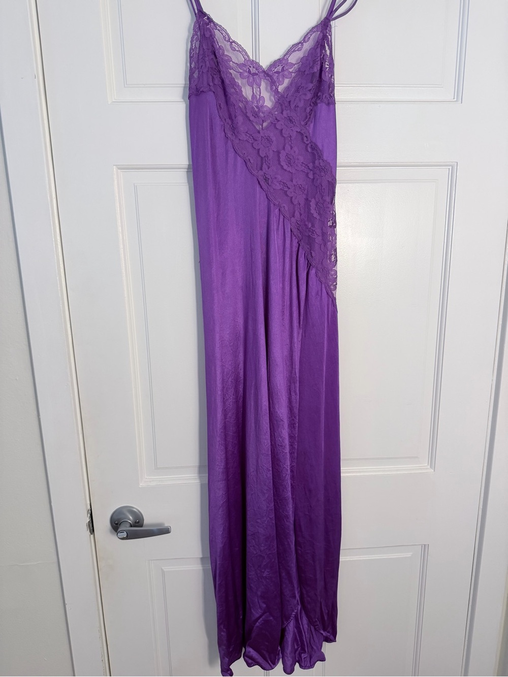 Vintage Purple Lace Trim Nightgown